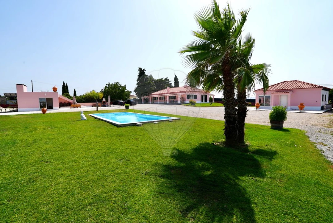 Quinta T0 para Venda em Palmela Foto 1