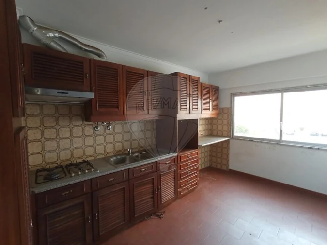 Apartamento T3 para Venda em Carregado e Cadafais Foto 1