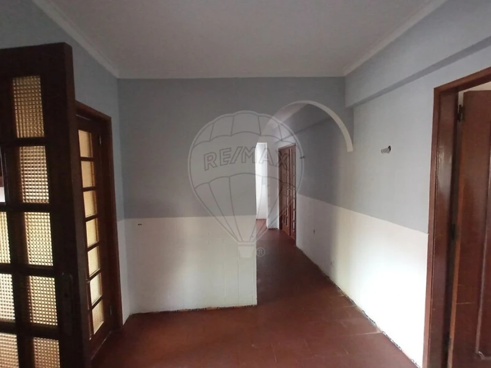 Apartamento T3 para Venda em Carregado e Cadafais Foto 3