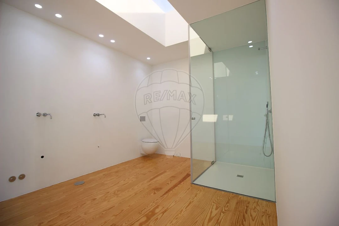 Moradia T4 para Venda em Aguiar de Sousa Foto 24