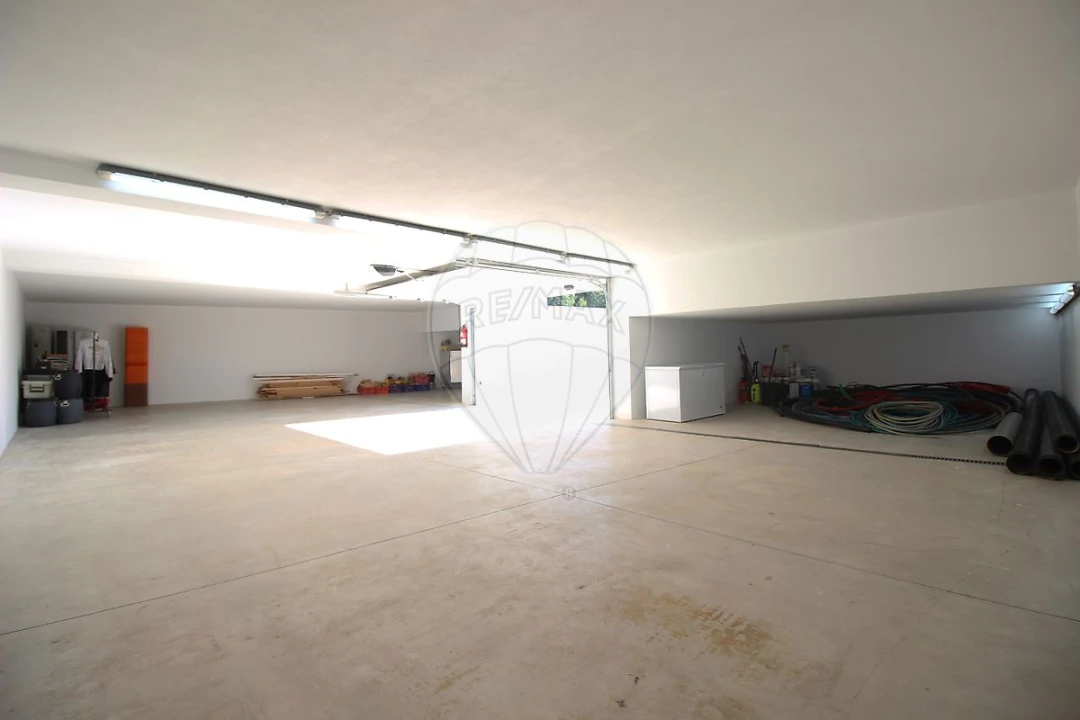 Moradia T4 para Venda em Aguiar de Sousa Foto 27