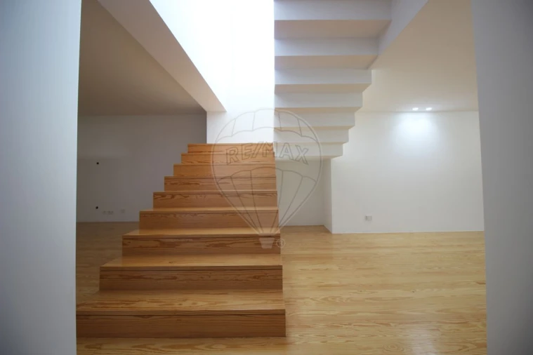 Moradia T4 para Venda em Aguiar de Sousa Foto 21