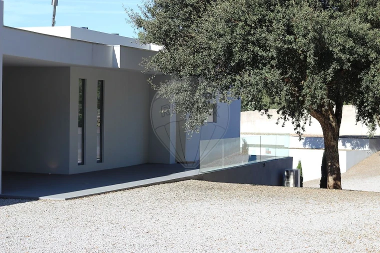 Moradia T4 para Venda em Aguiar de Sousa Foto 44