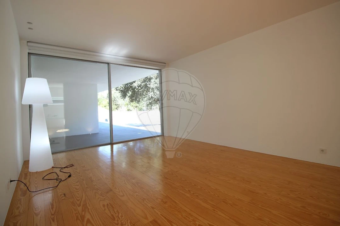 Moradia T4 para Venda em Aguiar de Sousa Foto 25