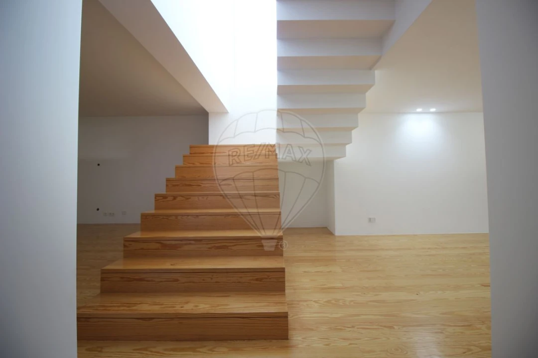 Moradia T4 para Venda em Aguiar de Sousa Foto 21