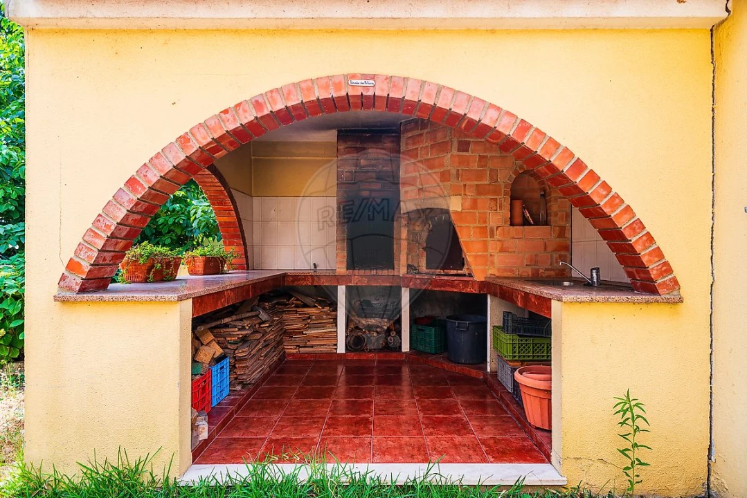 Moradia T4 para Venda em Ramada e Caneças Foto 33