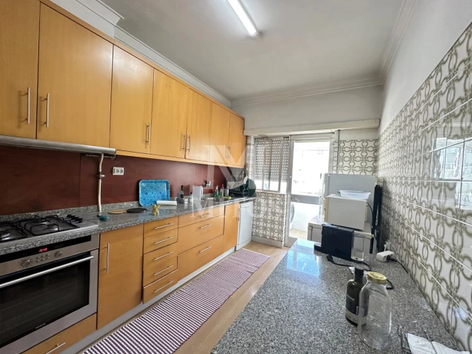 Apartamento T3 para Arrendamento em Santa Maria Maior e Monserrate e Meadela Foto 2