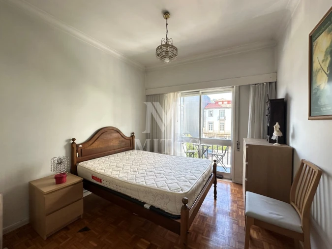 Apartamento T3 para Arrendamento em Santa Maria Maior e Monserrate e Meadela Foto 9