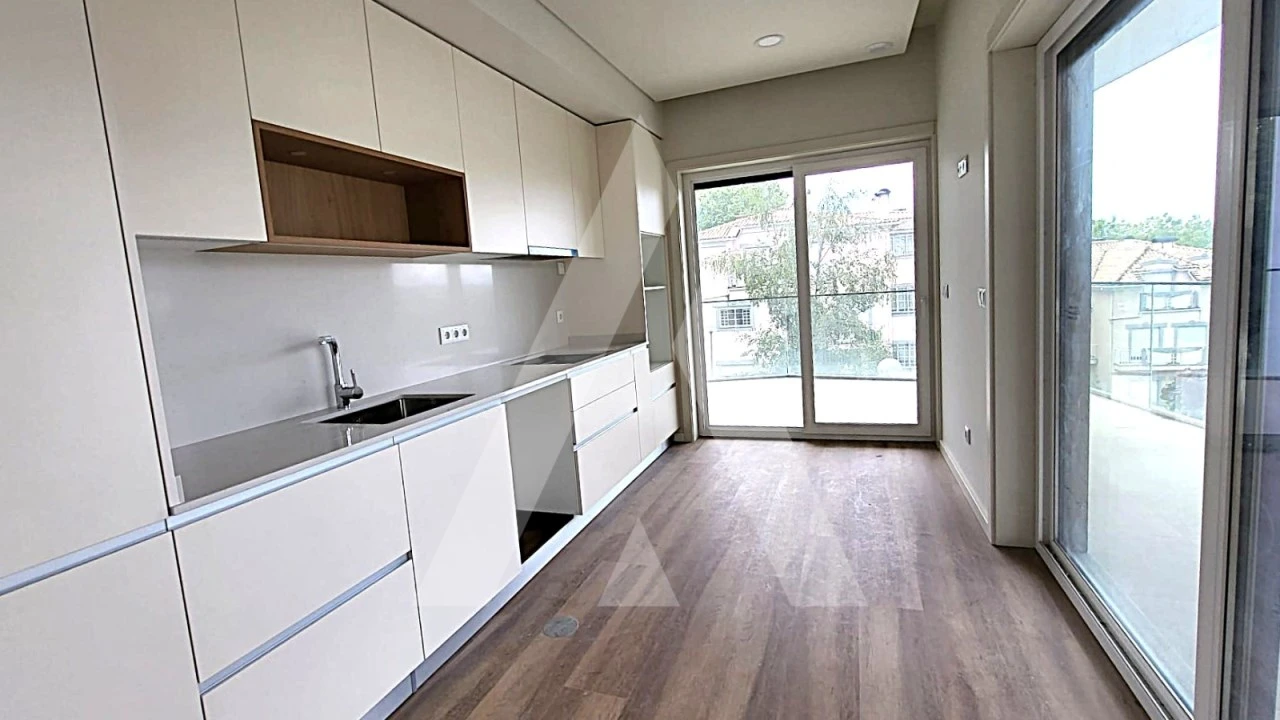 Apartamento T3 para Venda em Viseu Foto 2