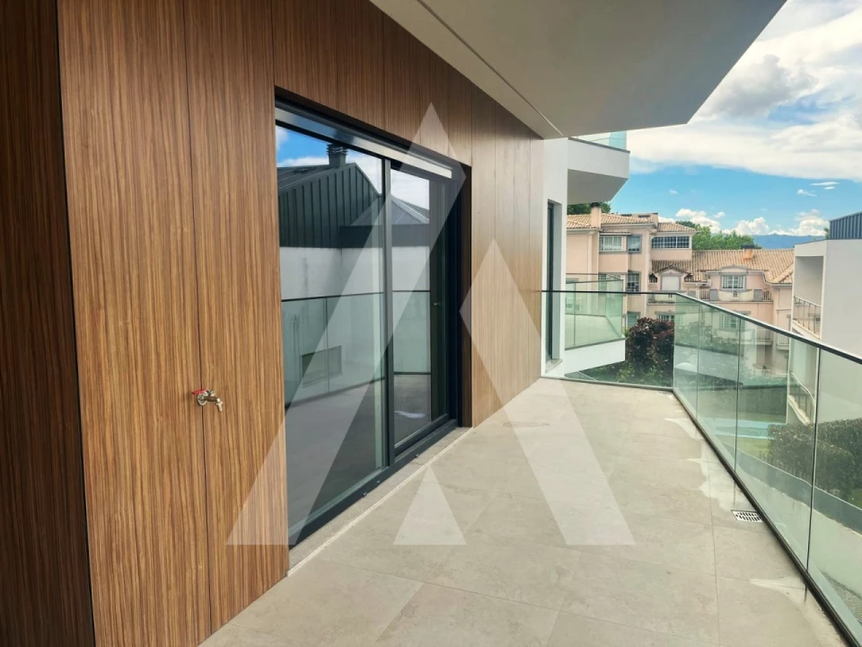 Apartamento T3 para Venda em Viseu Foto 13