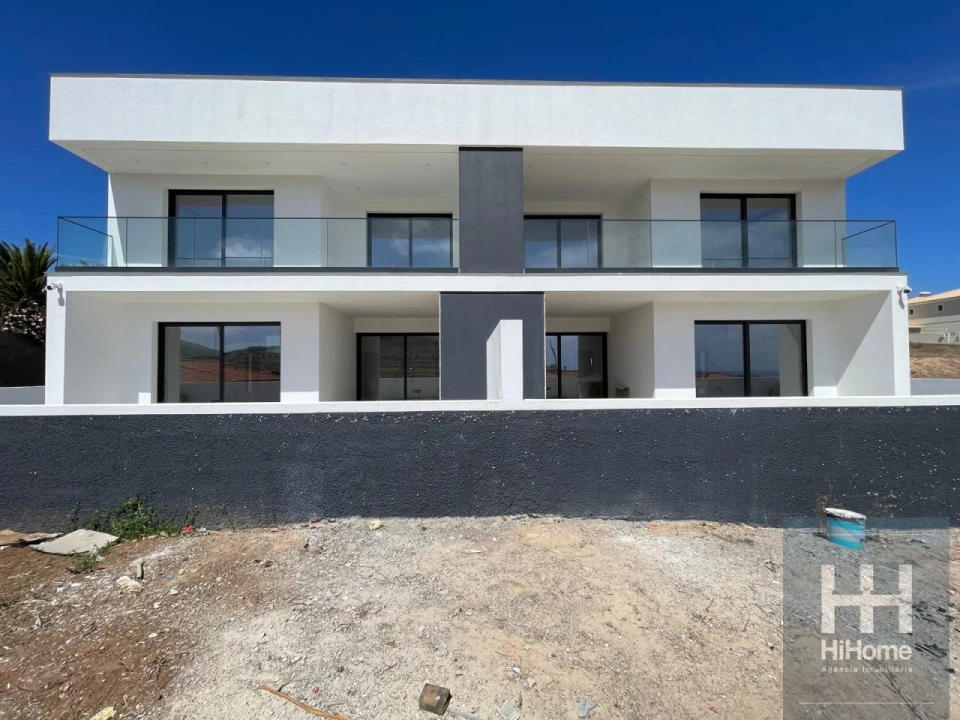 Moradia T2 para Venda em Porto Santo Foto 3