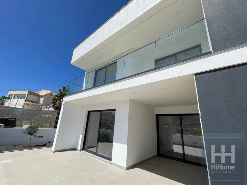 Moradia T2 para Venda em Porto Santo Foto 4