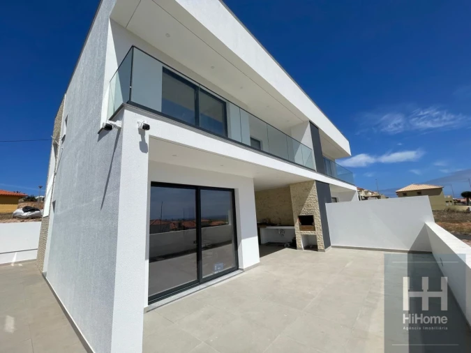 Moradia T2 para Venda em Porto Santo Foto 2