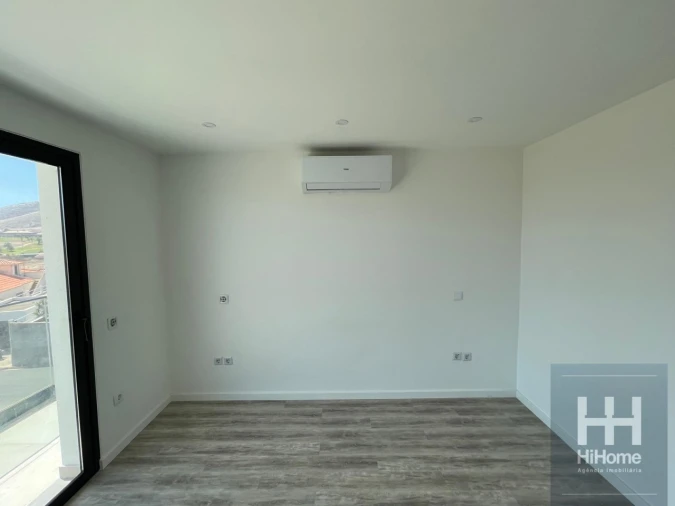 Moradia T2 para Venda em Porto Santo Foto 12