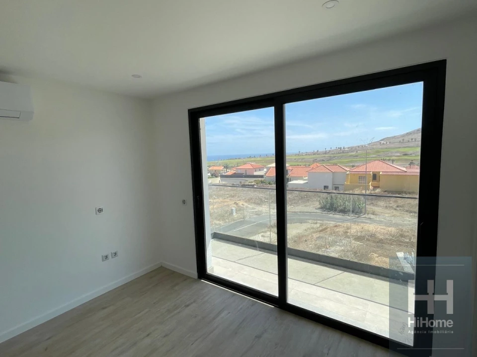 Moradia T2 para Venda em Porto Santo Foto 4