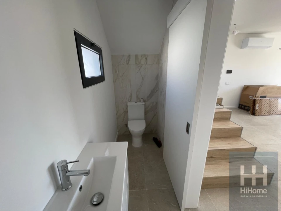 Moradia T2 para Venda em Porto Santo Foto 14