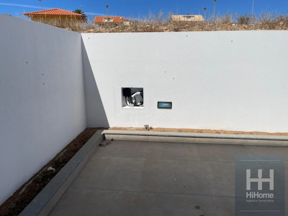 Moradia T2 para Venda em Porto Santo Foto 24