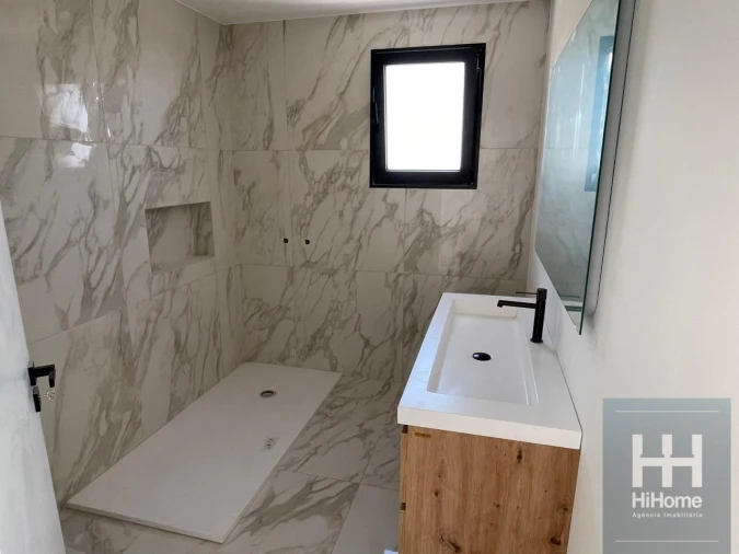 Moradia T2 para Venda em Porto Santo Foto 9