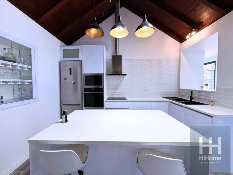 Moradia T3 para Venda em Fajã da Ovelha Foto 4