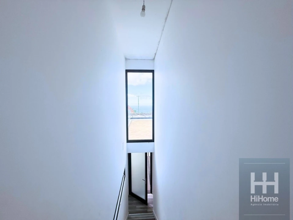 Moradia T3 para Venda em Fajã da Ovelha Foto 18