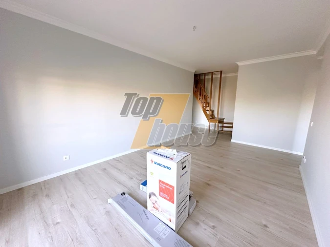 Apartamento T2 para Venda em Caparica e Trafaria Foto 3