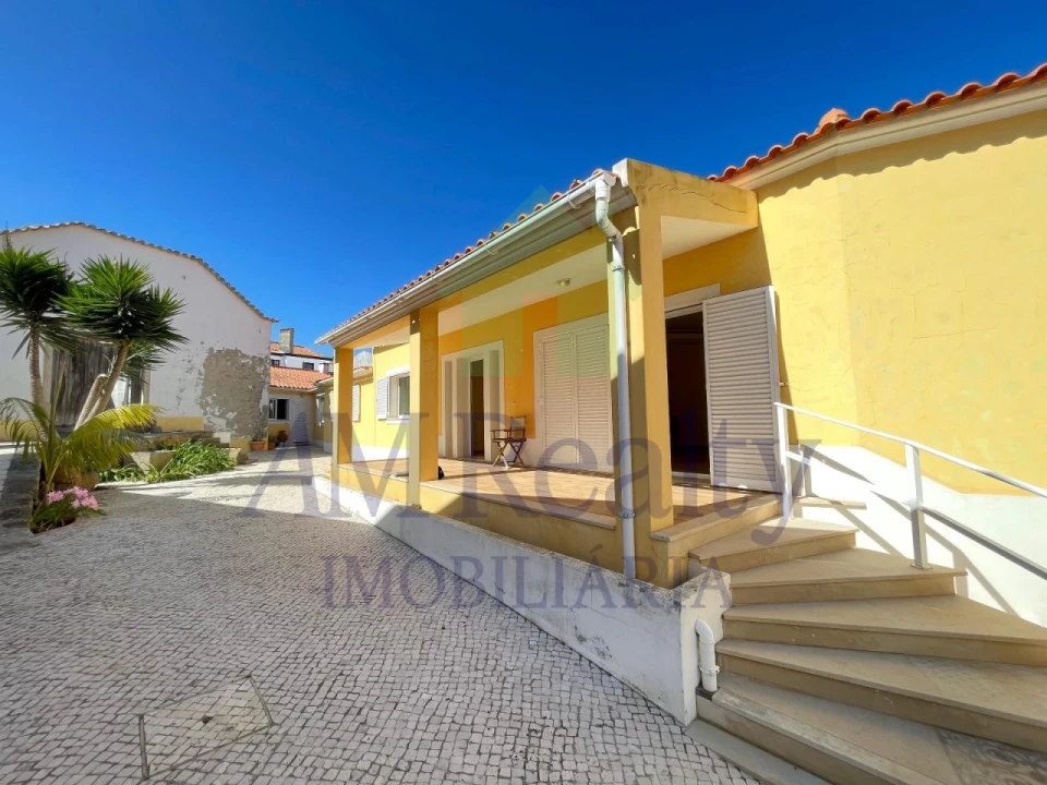 Moradia T2 para Venda em Atouguia da Baleia Foto 25