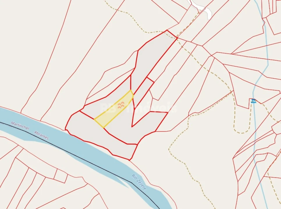 Terreno para Venda em Martinchel Foto 1