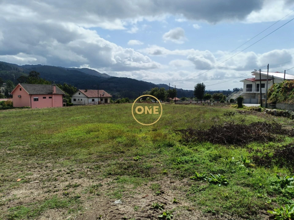 Terreno para Venda em Marrancos e Arcozelo Foto 2