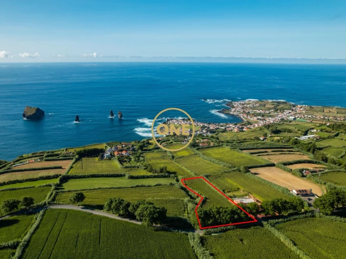 Terreno para Venda em Mosteiros Foto 2