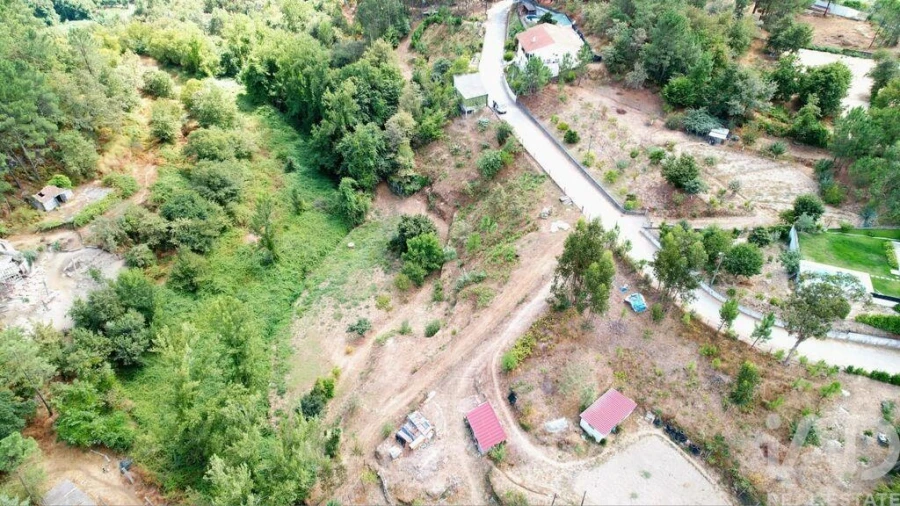 Terreno para Venda em Sande e São Lourenço Foto 25