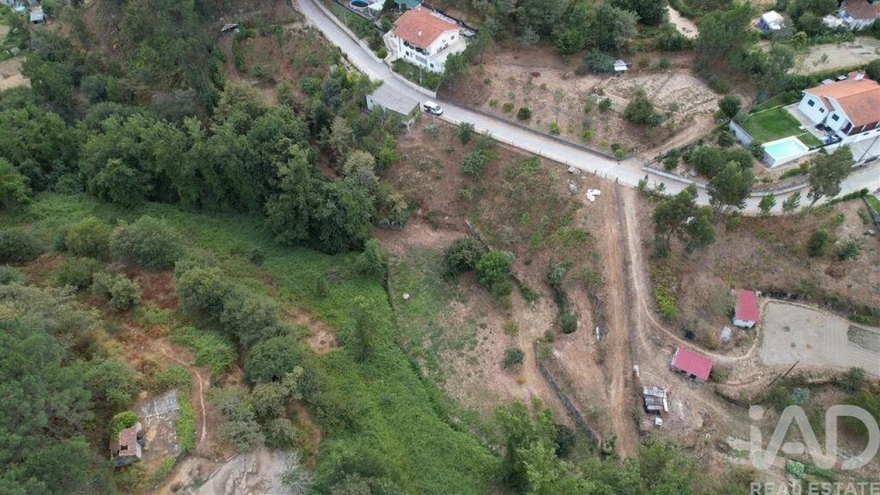 Terreno para Venda em Sande e São Lourenço Foto 23