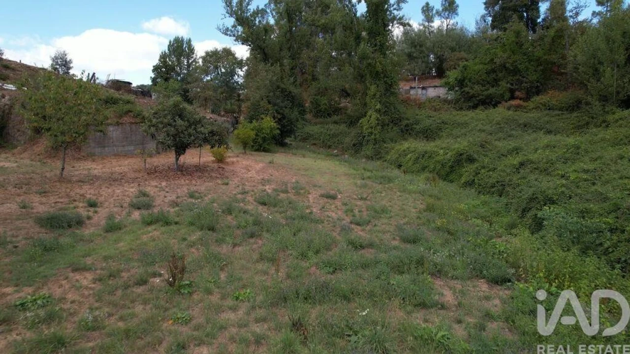 Terreno para Venda em Sande e São Lourenço Foto 18