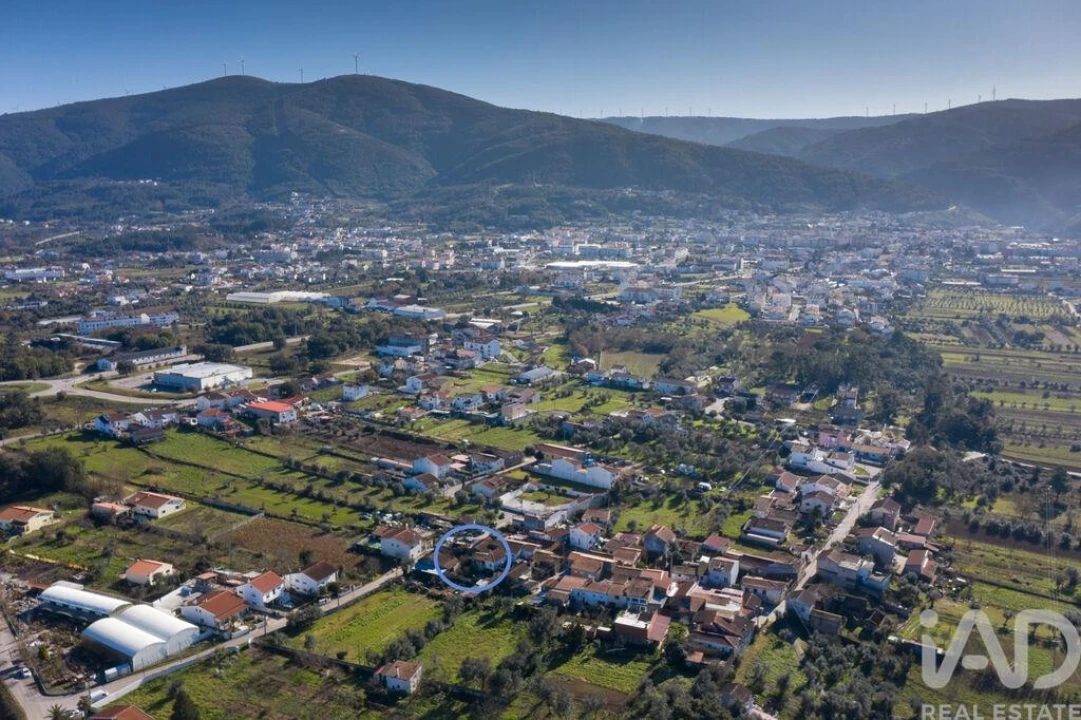Moradia T3 para Venda em Lousã e Vilarinho Foto 26