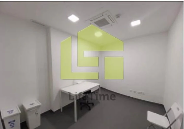 Loja para Venda em Alvalade Foto 11