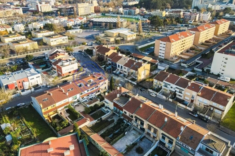 Moradia T3 para Venda em São Mamede de Infesta e Senhora da Hora Foto 34