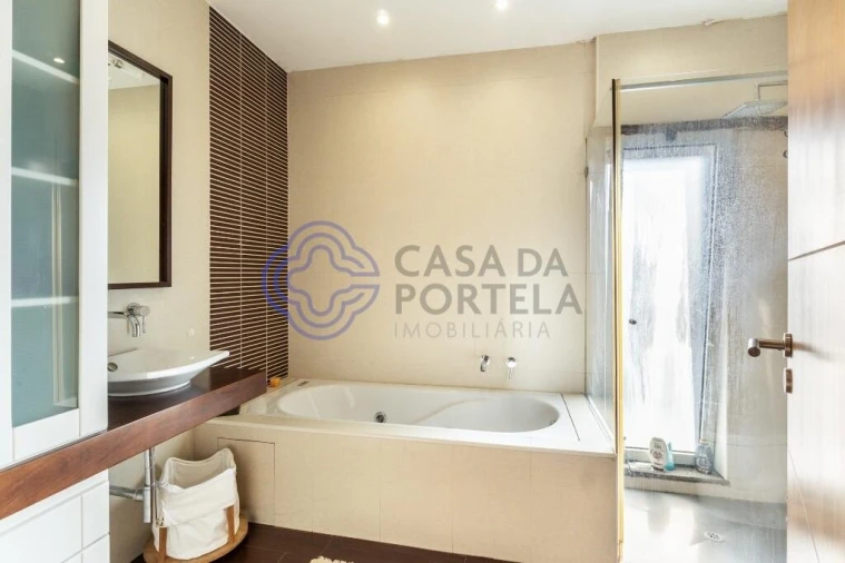 Moradia T3 para Venda em São Mamede de Infesta e Senhora da Hora Foto 14