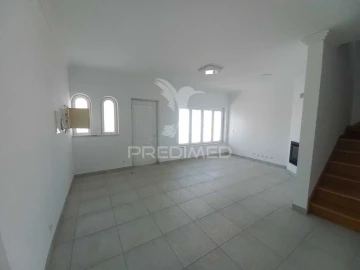 Moradia T3 para Venda em Ericeira