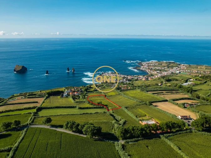 Terreno para Venda em Mosteiros Foto 2