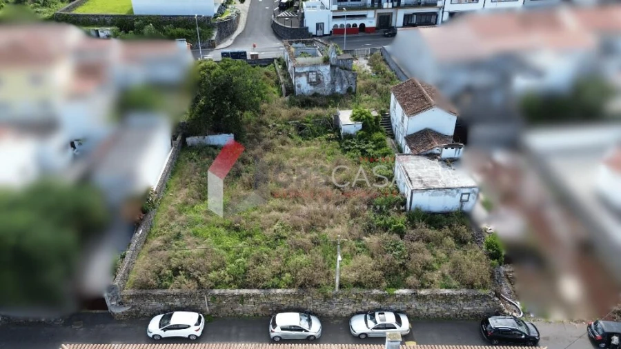 Terreno para Venda em Praia da Vitoria (Santa Cruz) Foto 10