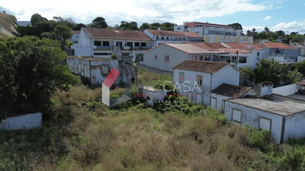 Terreno para Venda em Praia da Vitoria (Santa Cruz) Foto 3