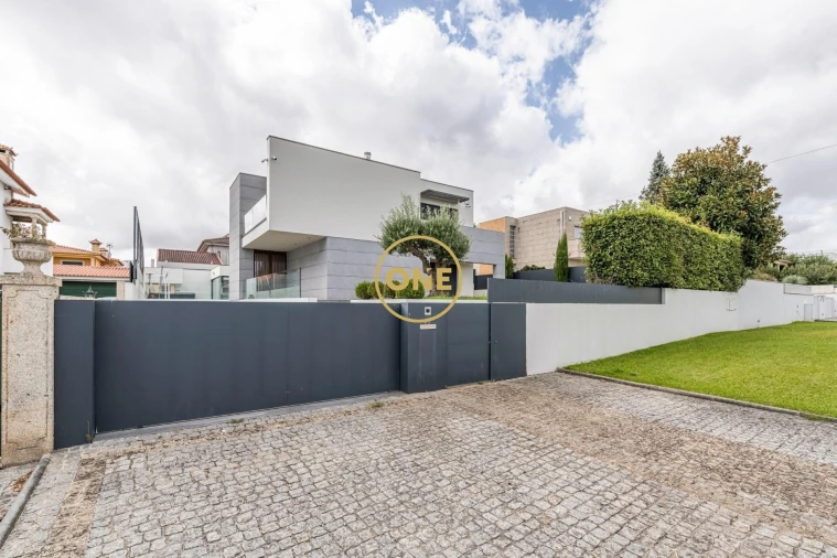 Moradia T3 para Venda em Tamel (São Verissimo) Foto 2