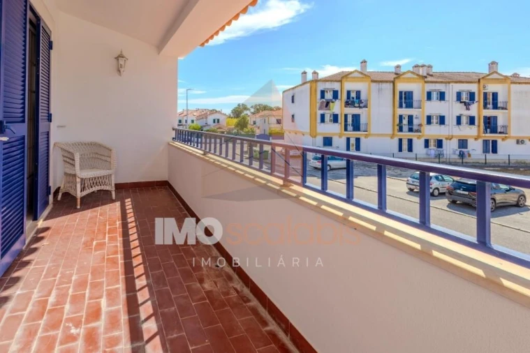 Moradia T4 para Venda em Vale de Santarem Foto 56