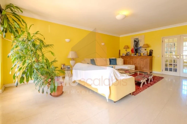 Moradia T4 para Venda em Vale de Santarem Foto 15