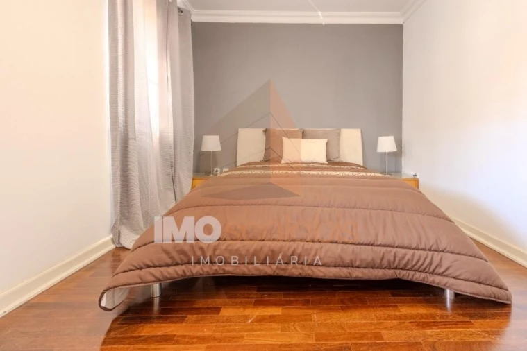 Moradia T4 para Venda em Vale de Santarem Foto 52