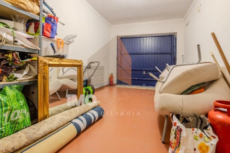 Moradia T4 para Venda em Vale de Santarem Foto 31