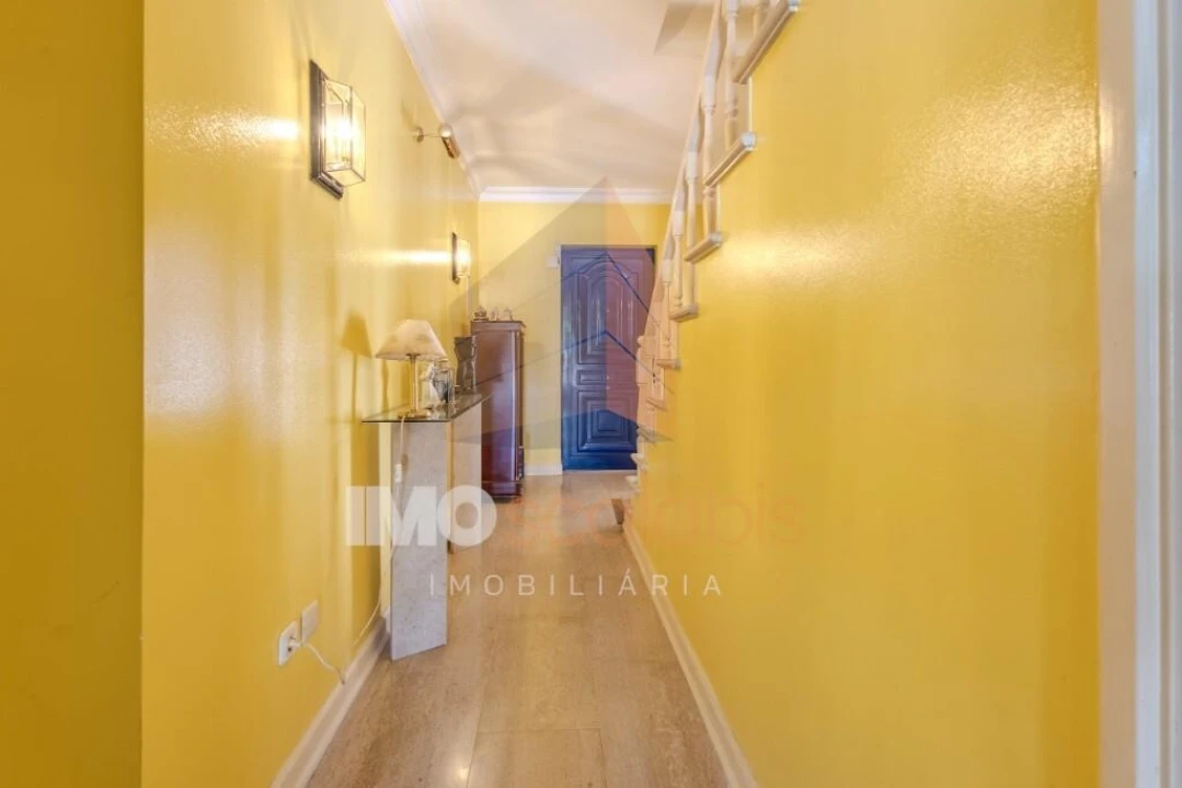 Moradia T4 para Venda em Vale de Santarem Foto 20