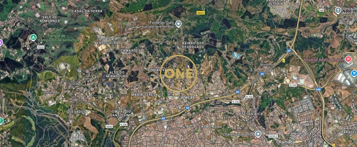 Terreno para Venda em Loures Foto 5