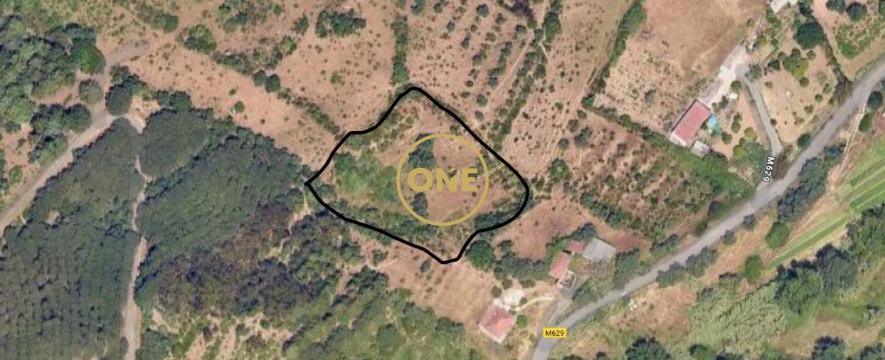 Terreno para Venda em Loures Foto 3