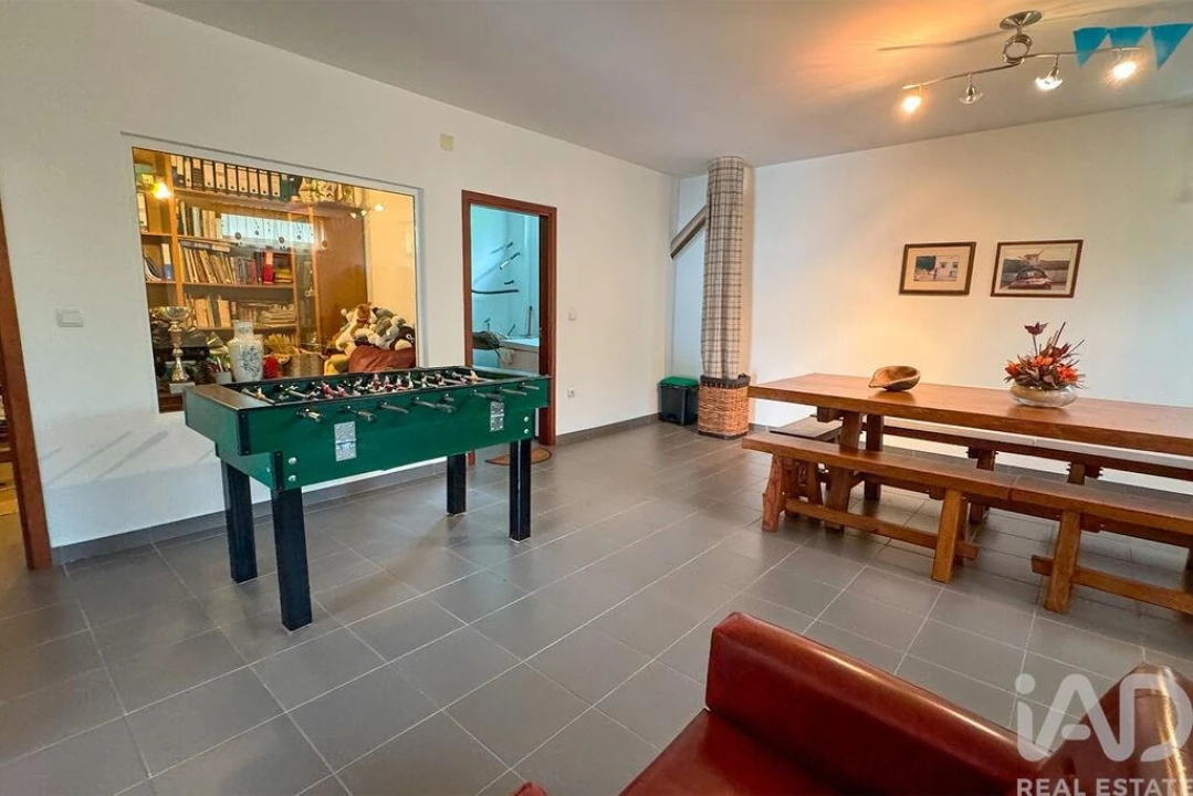 Moradia T4 para Venda em Juncal Foto 16