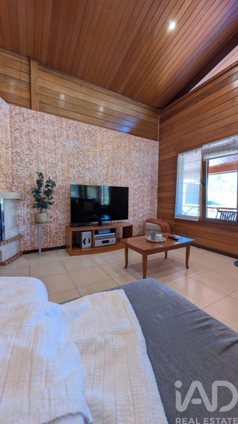 Moradia T4 para Venda em Juncal